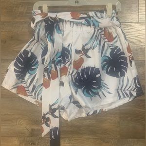 SHEIN Tropical Print Paperbag Waist Belted Shorts Medium